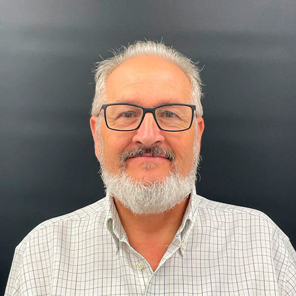 Paciente Vicente antes del Tratamiento de implantes dentales cigomáticos en la Clínica de Valencia